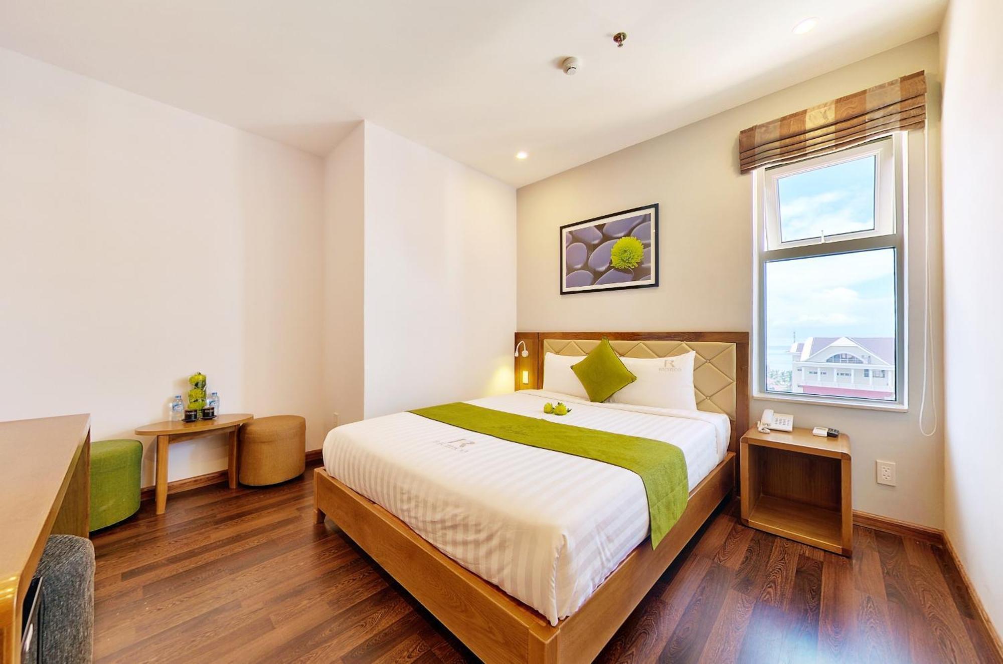 Richico Apartments And Hotel Da Nang Exteriör bild